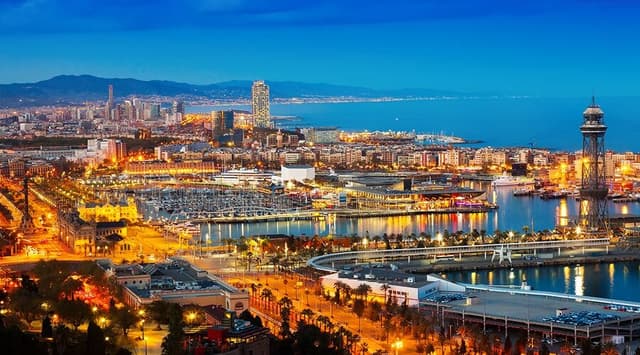 17 Best Things to Do in Barcelona at Night