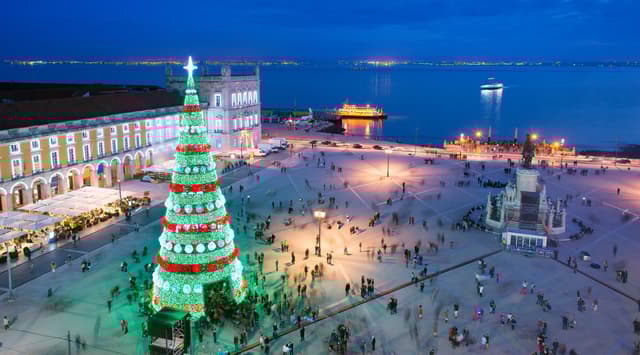 Guide to Lisbon’s Christmas Markets 2025